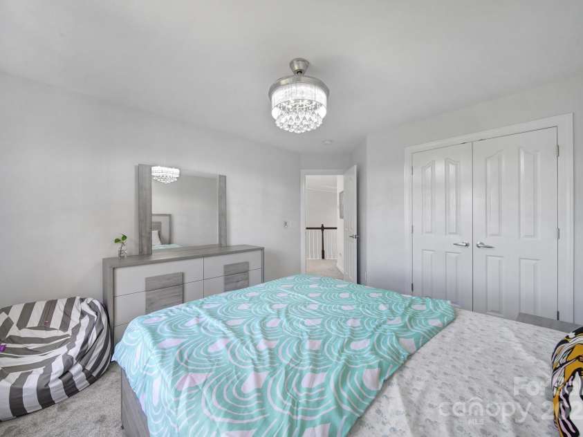 11015 Royal Colony Drive, Waxhaw, NC 28173.  MLS# CAR4285235, YatesRealty ID 34467. 