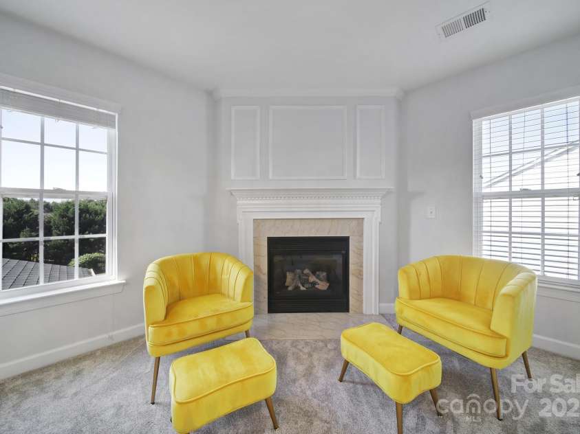 11015 Royal Colony Drive, Waxhaw, NC 28173.  MLS# CAR4285235, YatesRealty ID 34467. 