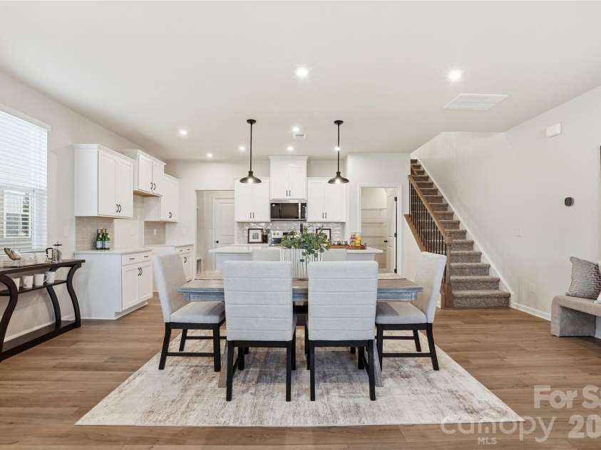 5205 Wyes Oak Lane, Charlotte, NC 28269.  MLS# CAR4399611, YatesRealty ID 34467. 