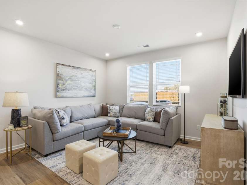 5205 Wyes Oak Lane, Charlotte, NC 28269.  MLS# CAR4399611, YatesRealty ID 34467. 