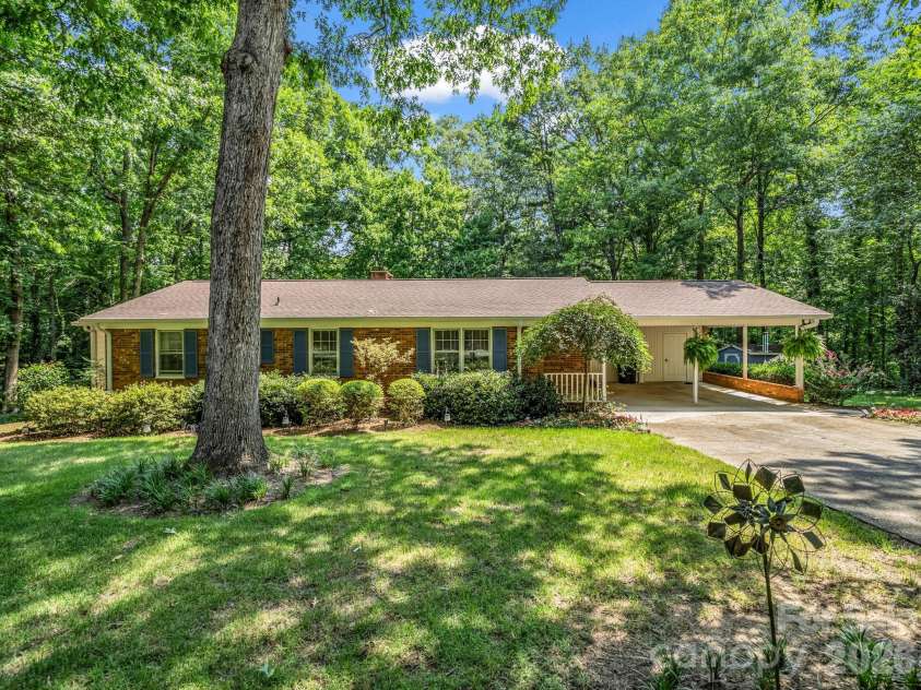 104 Dill Circle, Landrum, SC 29356.  MLS# CAR4399548, YatesRealty ID 34468. 