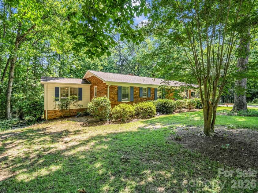 104 Dill Circle, Landrum, SC 29356.  MLS# CAR4399548, YatesRealty ID 34468. 