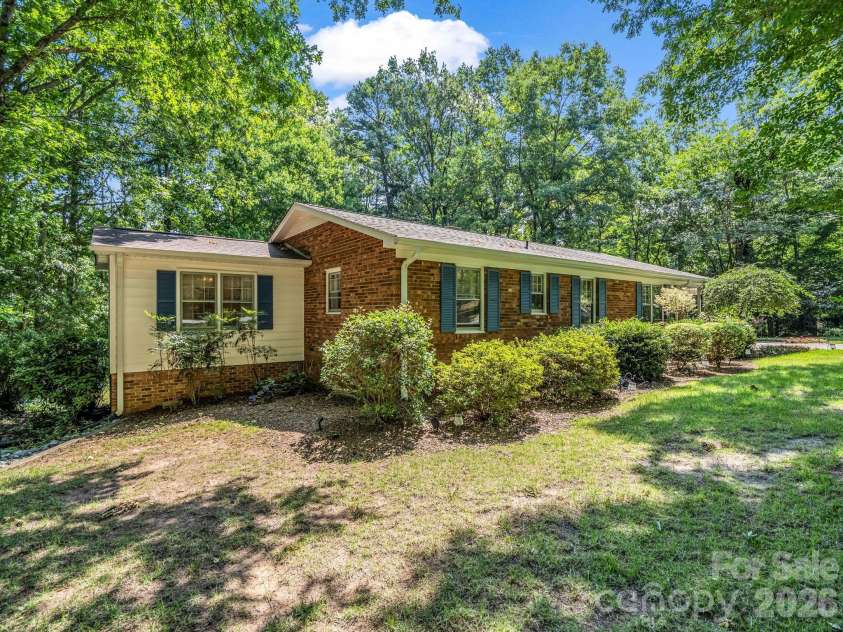 104 Dill Circle, Landrum, SC 29356.  MLS# CAR4399548, YatesRealty ID 34468. 