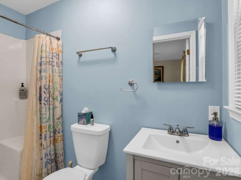 104 Dill Circle, Landrum, SC 29356.  MLS# CAR4399548, YatesRealty ID 34468. 