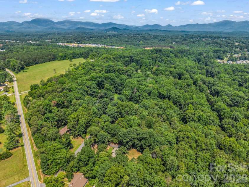 104 Dill Circle, Landrum, SC 29356.  MLS# CAR4399548, YatesRealty ID 34468. 
