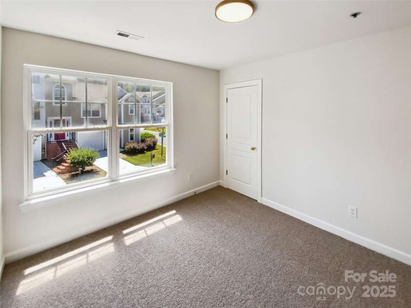 6350 Royal Celadon Way, Charlotte, NC 28269.  MLS# CAR4285659, YatesRealty ID 34469. 