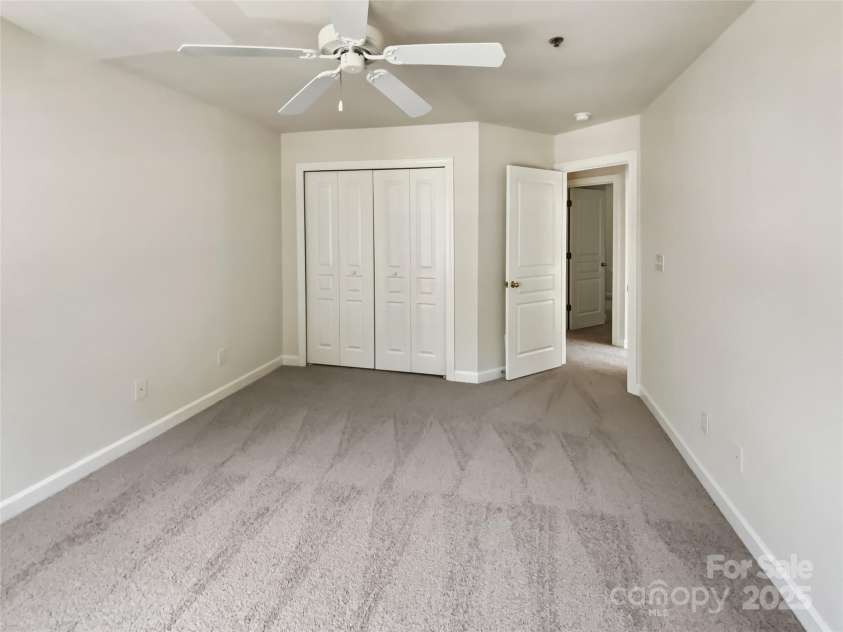 6350 Royal Celadon Way, Charlotte, NC 28269.  MLS# CAR4285659, YatesRealty ID 34469. 