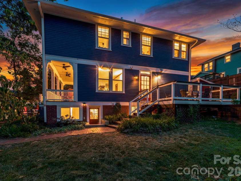 9 Houston Street, Asheville, NC 28801.  MLS# CAR4398917, YatesRealty ID 34469. 