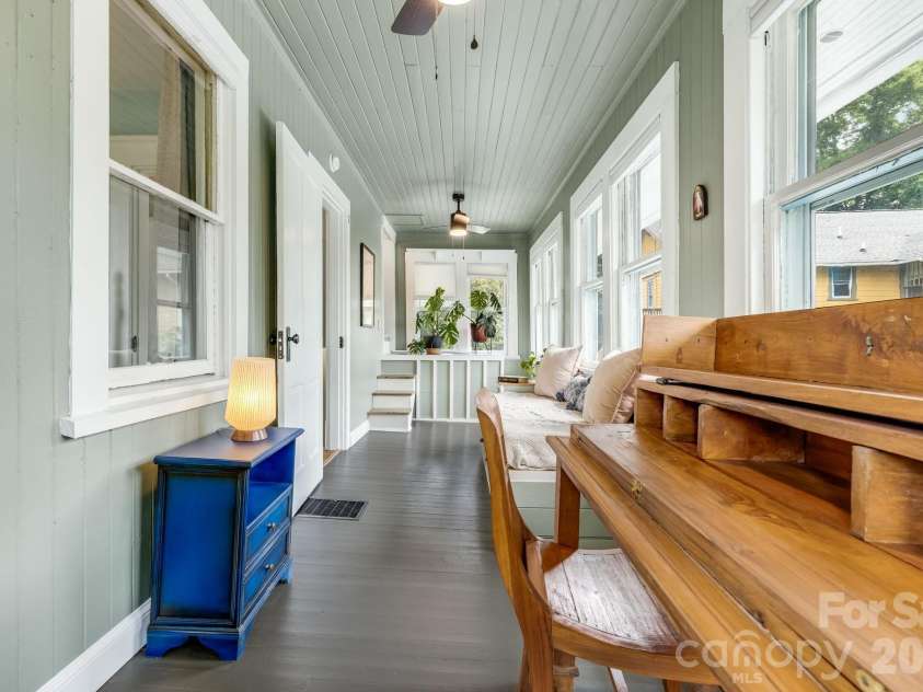 9 Houston Street, Asheville, NC 28801.  MLS# CAR4398917, YatesRealty ID 34469. 