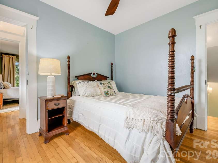 9 Houston Street, Asheville, NC 28801.  MLS# CAR4398917, YatesRealty ID 34469. 