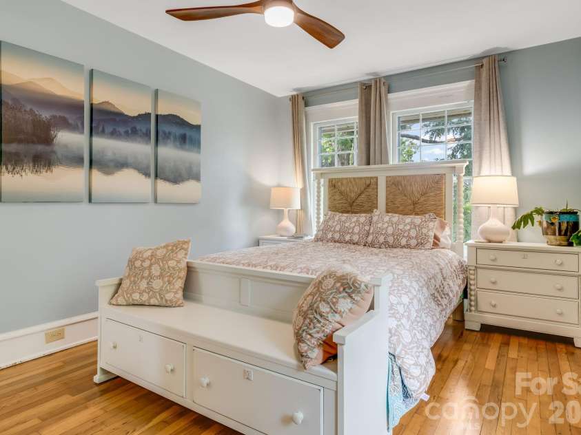 9 Houston Street, Asheville, NC 28801.  MLS# CAR4398917, YatesRealty ID 34469. 