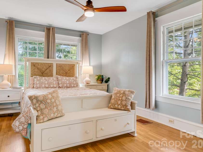 9 Houston Street, Asheville, NC 28801.  MLS# CAR4398917, YatesRealty ID 34469. Bedroom 3