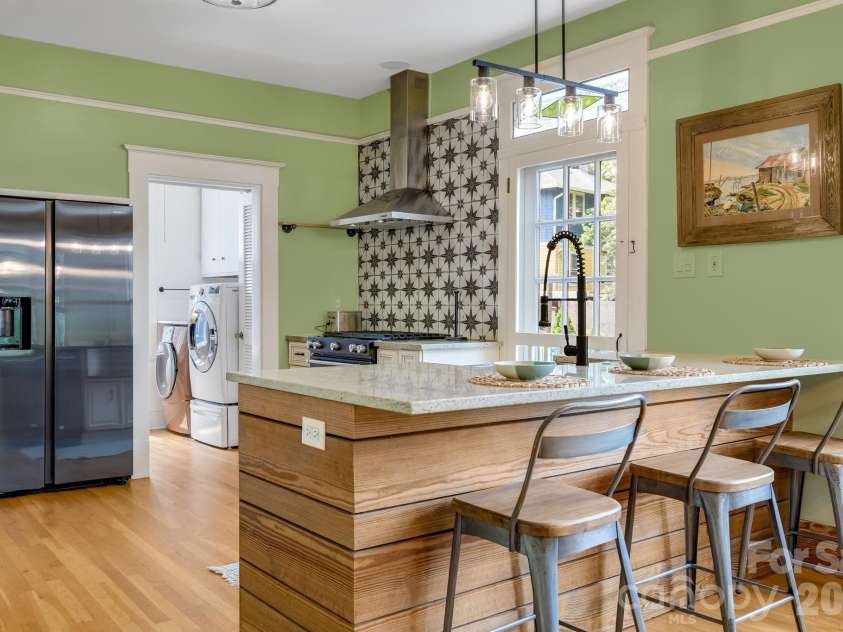 9 Houston Street, Asheville, NC 28801.  MLS# CAR4398917, YatesRealty ID 34469. Kitchen