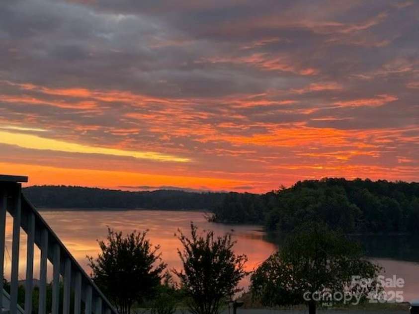 95 Lake Club Lane, Nebo, NC 28761.  MLS# CAR4171181, YatesRealty ID 3447. 
