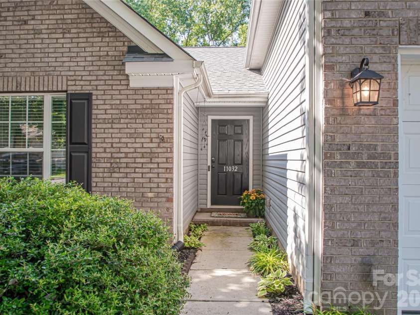 11032 Elven Drive, Fort Mill, SC 29707.  MLS# CAR4396203, YatesRealty ID 34471. 
