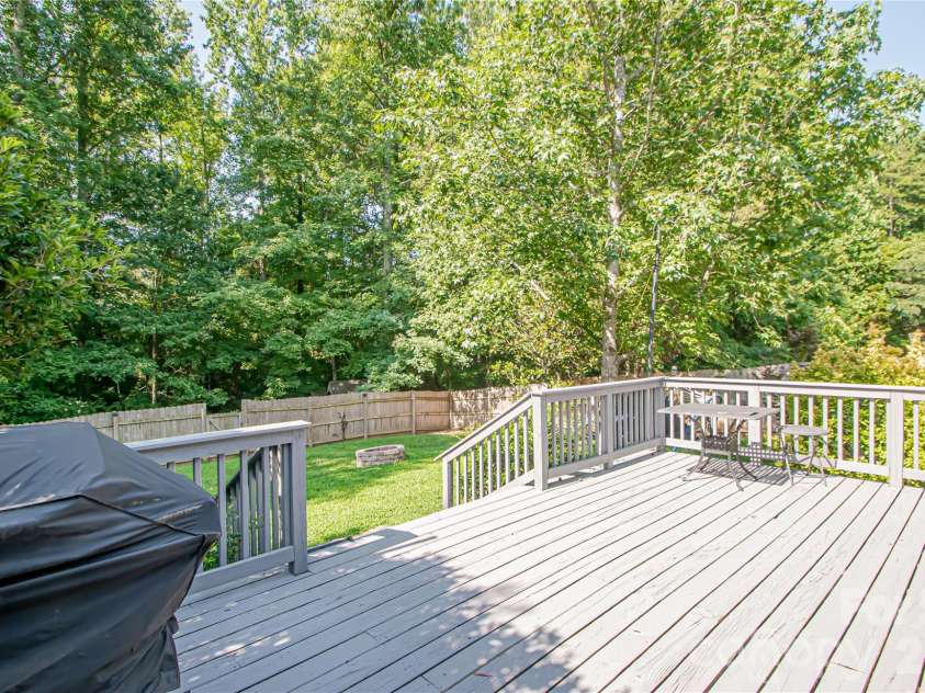 11032 Elven Drive, Fort Mill, SC 29707.  MLS# CAR4396203, YatesRealty ID 34471. 