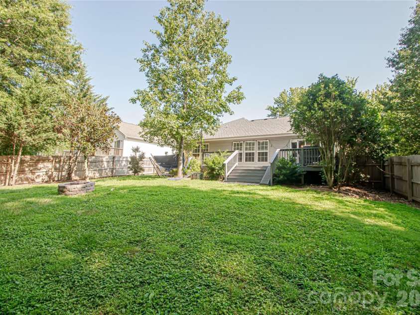 11032 Elven Drive, Fort Mill, SC 29707.  MLS# CAR4396203, YatesRealty ID 34471. 