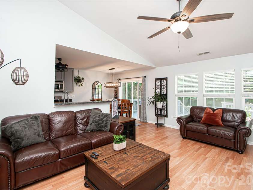 11032 Elven Drive, Fort Mill, SC 29707.  MLS# CAR4396203, YatesRealty ID 34471. 