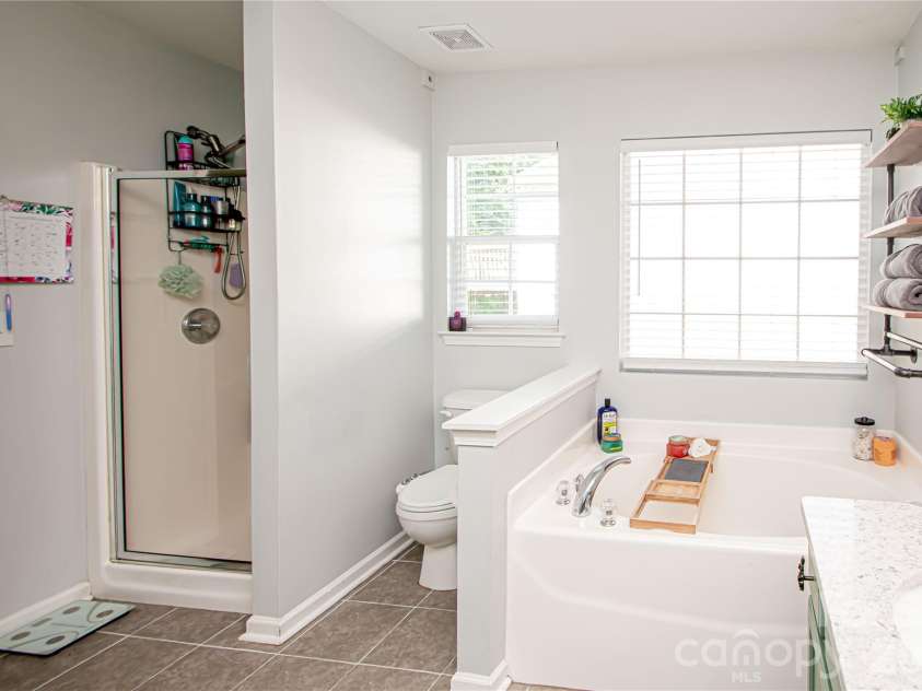 11032 Elven Drive, Fort Mill, SC 29707.  MLS# CAR4396203, YatesRealty ID 34471. 