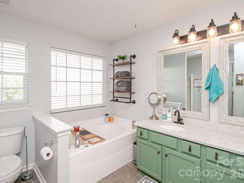 11032 Elven Drive, Fort Mill, SC 29707.  MLS# CAR4396203, YatesRealty ID 34471. 