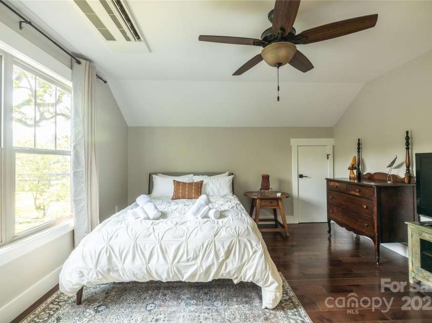 3 Staffordshire Drive, Black Mountain, NC 28711.  MLS# CAR4295831, YatesRealty ID 34472. Guest bedroom #1