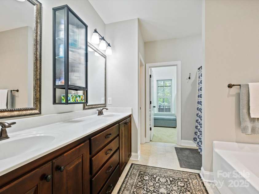 8109 Cane Pointe Lane, Waxhaw, NC 28173.  MLS# CAR4291993, YatesRealty ID 34473. 