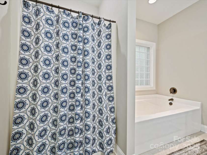 8109 Cane Pointe Lane, Waxhaw, NC 28173.  MLS# CAR4291993, YatesRealty ID 34473. 