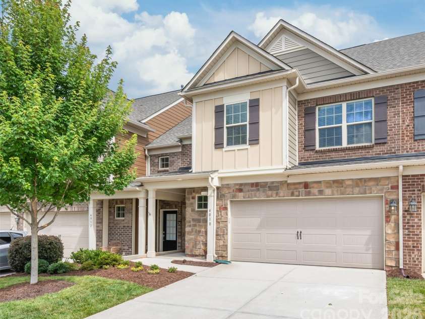 4010 Woodsmill Road, Fort Mill, SC 29707.  MLS# CAR4394180, YatesRealty ID 34474. 