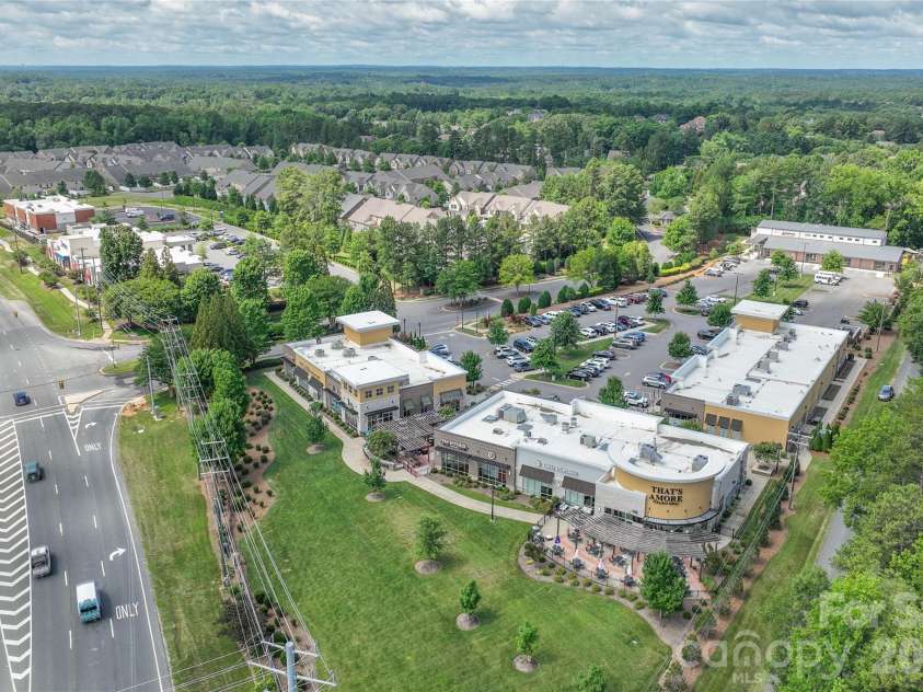 4010 Woodsmill Road, Fort Mill, SC 29707.  MLS# CAR4394180, YatesRealty ID 34474. 