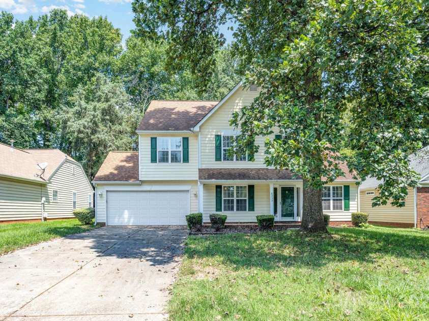 6233 Nevin Road, Charlotte, NC 28262.  MLS# CAR4287059, YatesRealty ID 34476. 