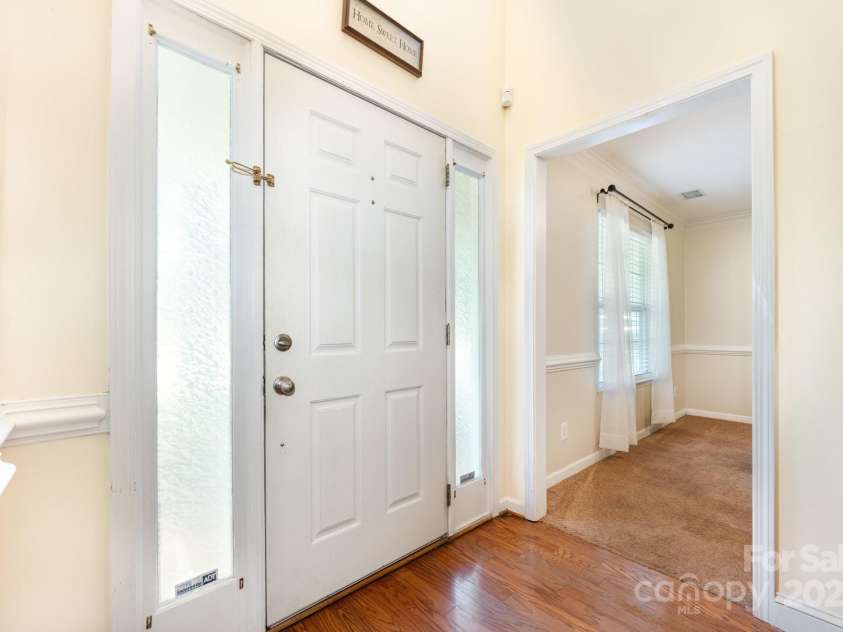 6233 Nevin Road, Charlotte, NC 28262.  MLS# CAR4287059, YatesRealty ID 34476. 