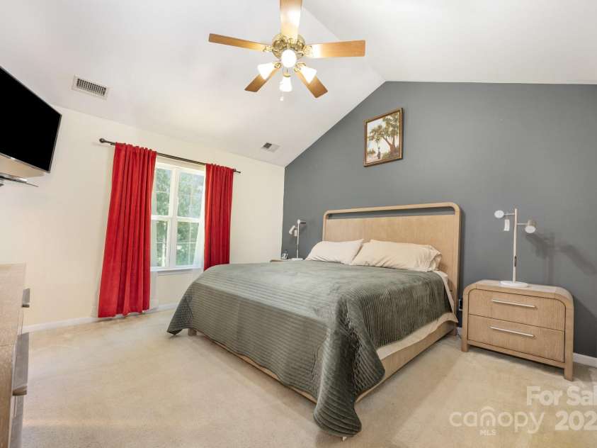 6233 Nevin Road, Charlotte, NC 28262.  MLS# CAR4287059, YatesRealty ID 34476. 