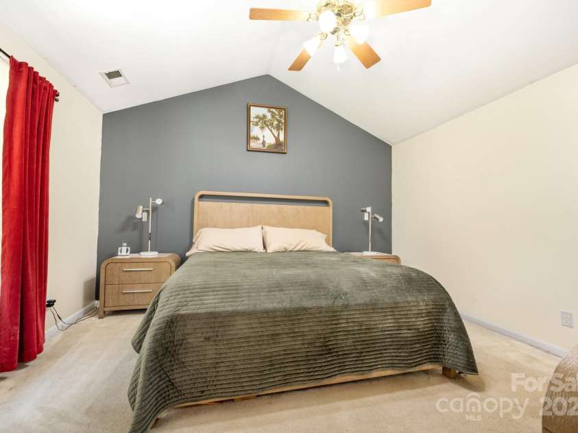 6233 Nevin Road, Charlotte, NC 28262.  MLS# CAR4287059, YatesRealty ID 34476. 
