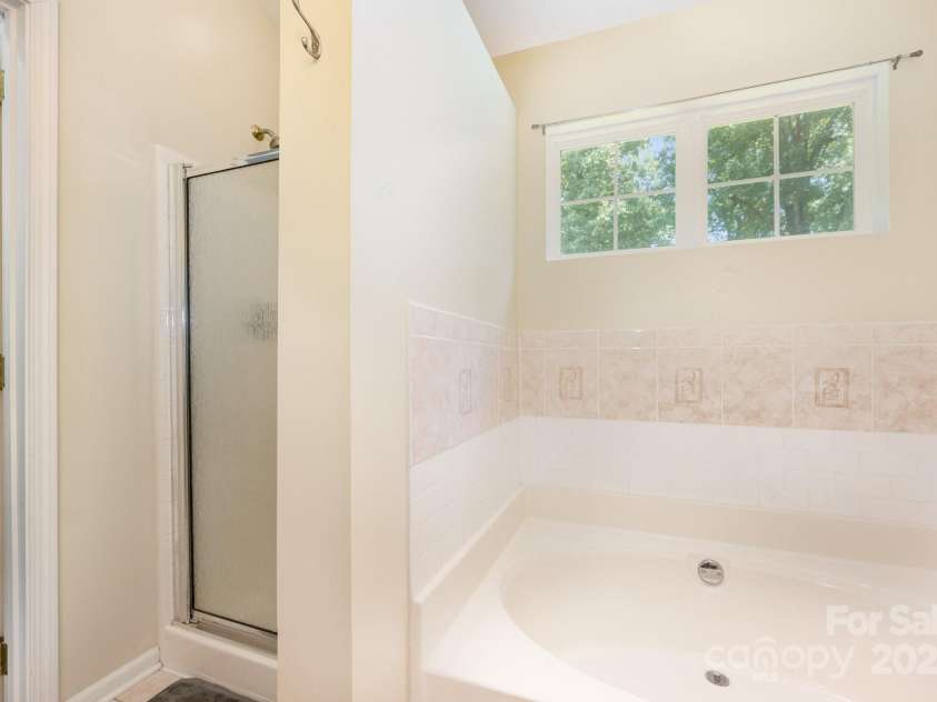 6233 Nevin Road, Charlotte, NC 28262.  MLS# CAR4287059, YatesRealty ID 34476. 