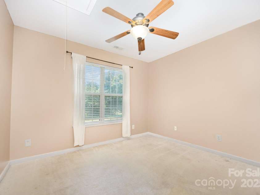 6233 Nevin Road, Charlotte, NC 28262.  MLS# CAR4287059, YatesRealty ID 34476. 