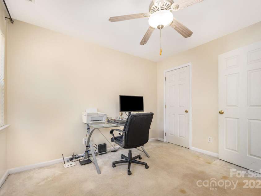 6233 Nevin Road, Charlotte, NC 28262.  MLS# CAR4287059, YatesRealty ID 34476. 