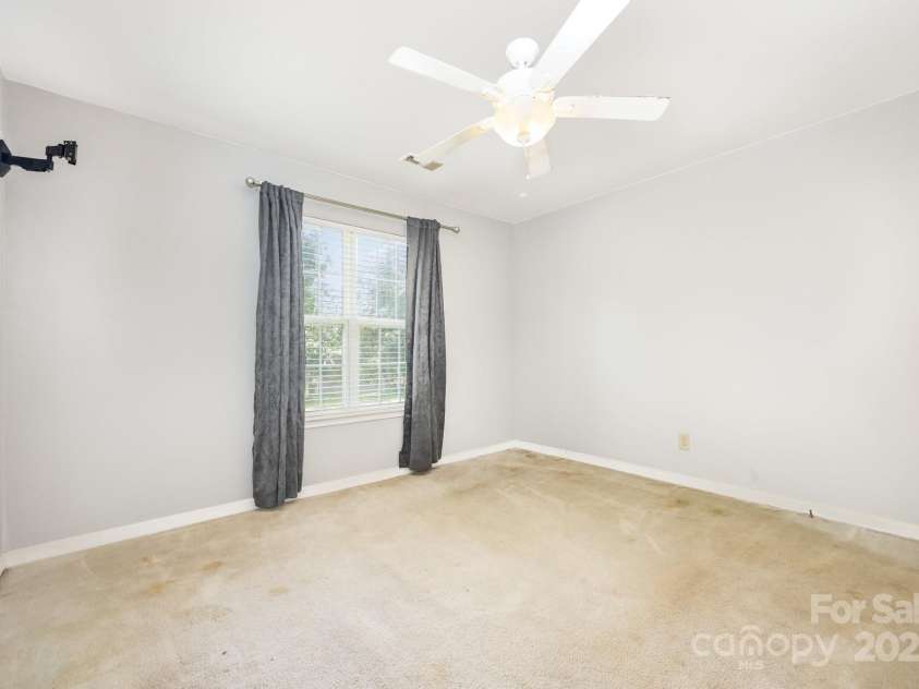 6233 Nevin Road, Charlotte, NC 28262.  MLS# CAR4287059, YatesRealty ID 34476. 