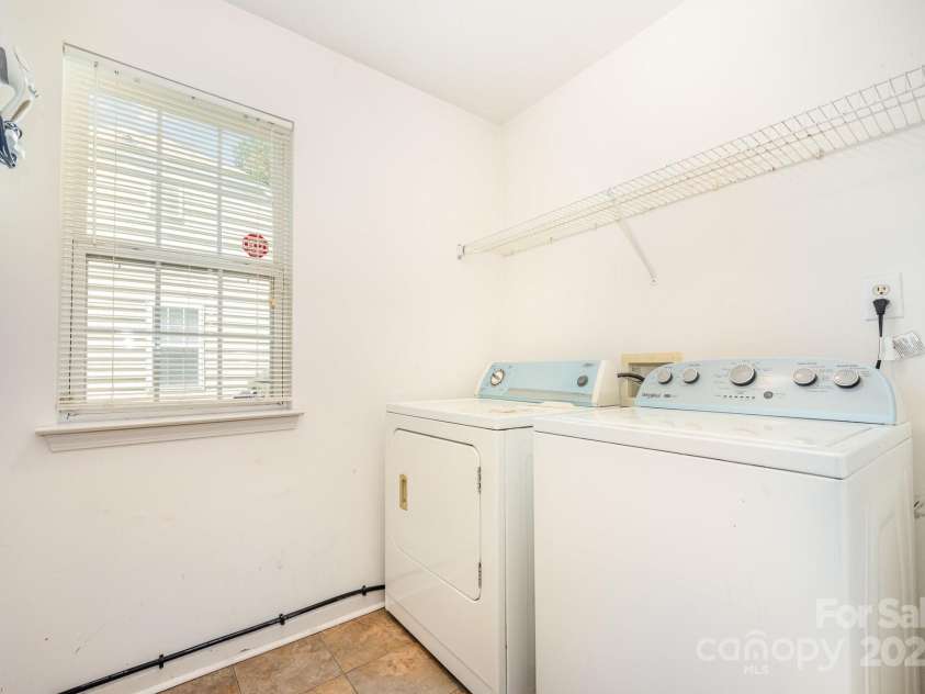 6233 Nevin Road, Charlotte, NC 28262.  MLS# CAR4287059, YatesRealty ID 34476. 
