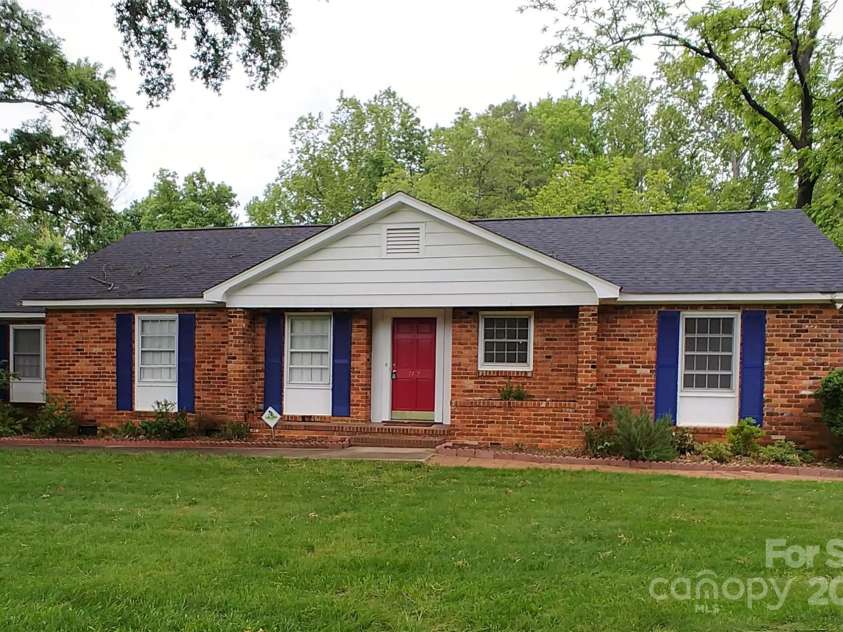 7417 Alexander Road, Charlotte, NC 28270.  MLS# CAR4292120, YatesRealty ID 34477. 