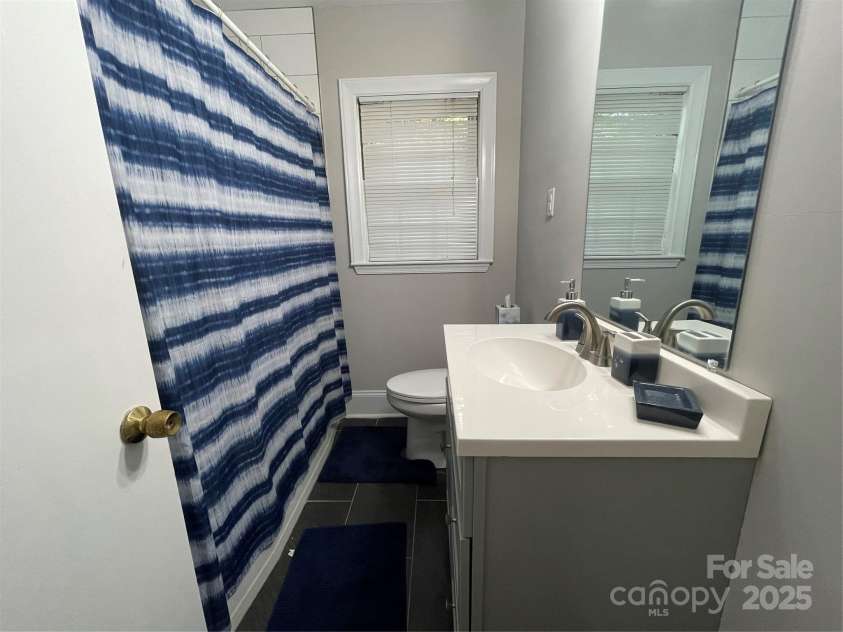 7417 Alexander Road, Charlotte, NC 28270.  MLS# CAR4292120, YatesRealty ID 34477. 