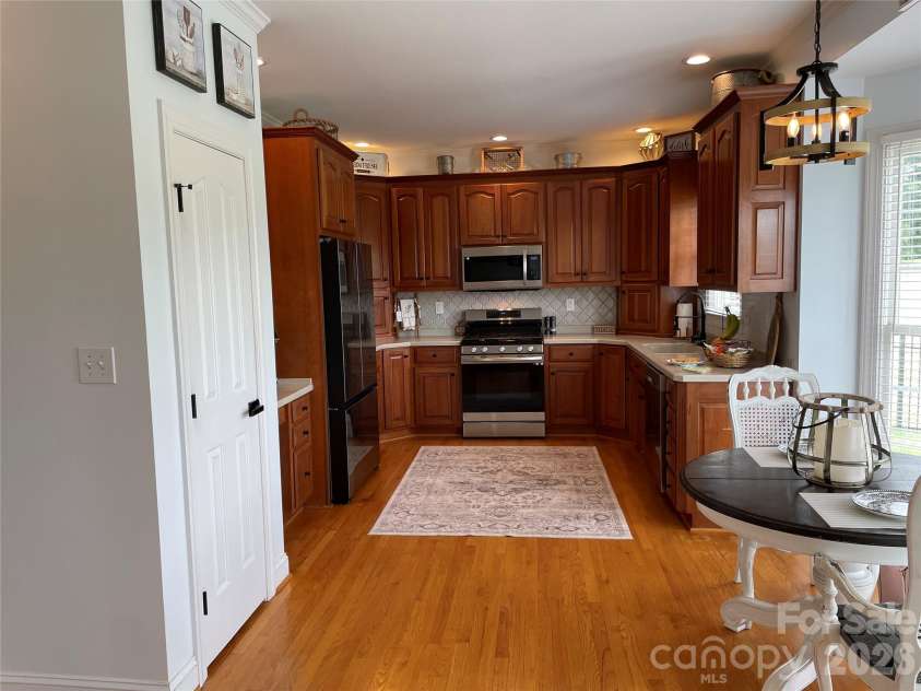 123 Eagles Terrace, Shelby, NC 28150.  MLS# CAR4390618, YatesRealty ID 34478. 