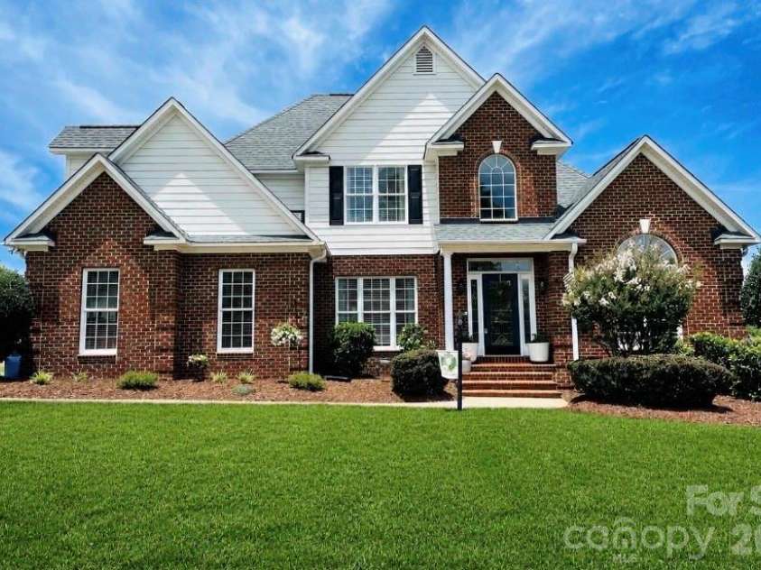123 Eagles Terrace, Shelby, NC 28150.  MLS# CAR4390618, YatesRealty ID 34478. 