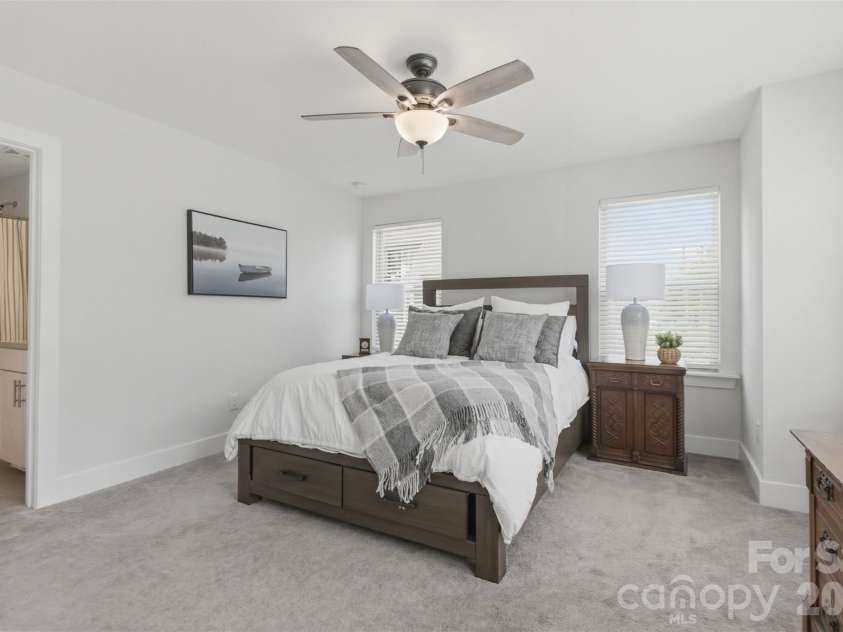 18005 Nolita Lane, Charlotte, NC 28204.  MLS# CAR4384825, YatesRealty ID 34479. Second bedroom