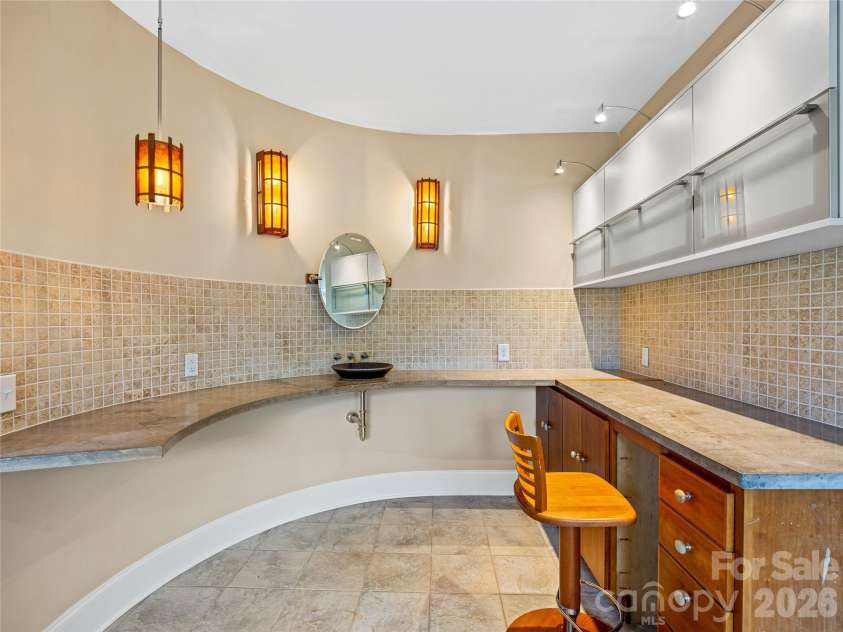 1090 Pearidge Road, Bostic, NC 28018.  MLS# CAR4283526, YatesRealty ID 3448. Jack-and-Jill Bathroom serving second and third bedroom on upper level.