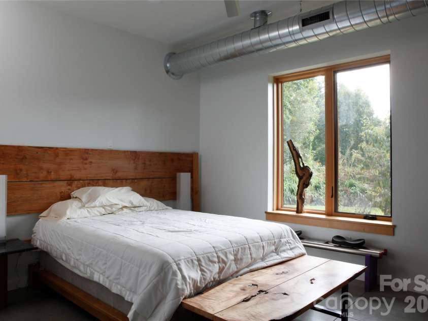 17 Fig Tree Lane, Asheville, NC 28803.  MLS# CAR4305834, YatesRealty ID 3448. 