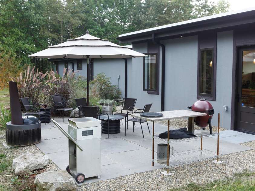 17 Fig Tree Lane, Asheville, NC 28803.  MLS# CAR4305834, YatesRealty ID 3448. 