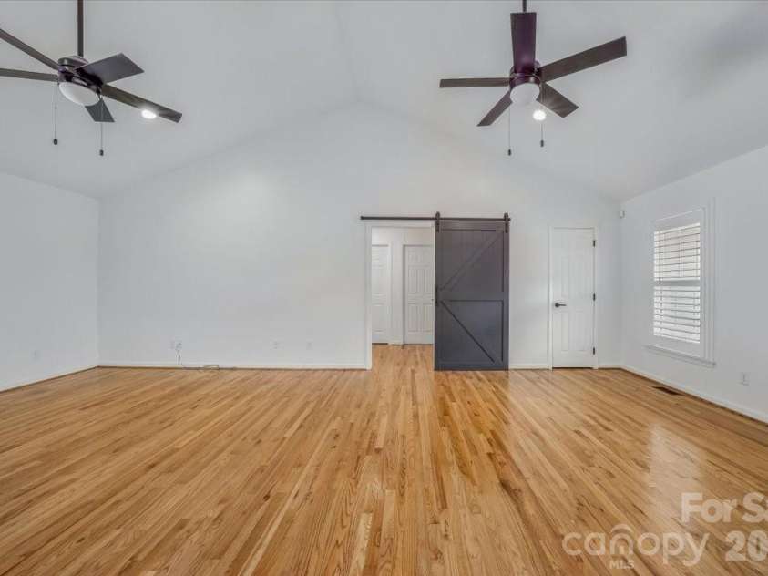 1512 Kinglet Drive, York, SC 29745.  MLS# CAR4393355, YatesRealty ID 34483. 