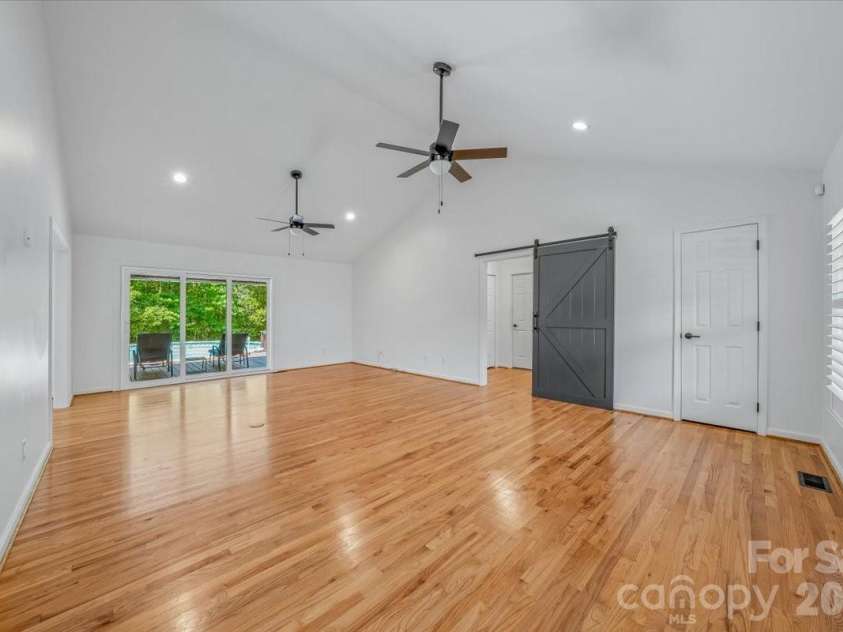 1512 Kinglet Drive, York, SC 29745.  MLS# CAR4393355, YatesRealty ID 34483. Opens to covered back deck