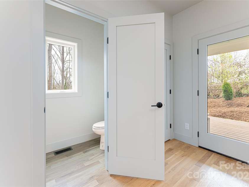 30 Fern Street, Asheville, NC 28803.  MLS# CAR4296373, YatesRealty ID 34486. Photo of Similar Construction
