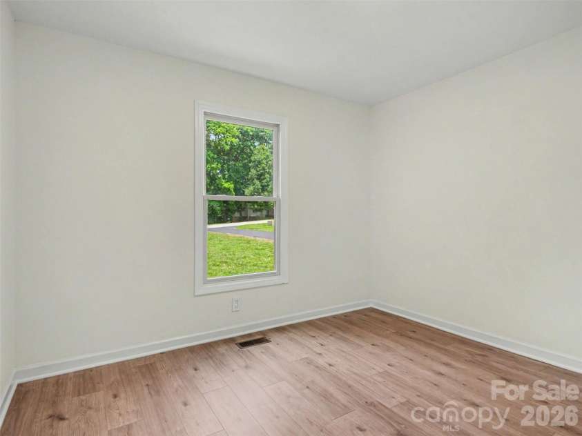 7382 Summit Drive, Denver, NC 28037.  MLS# CAR4391296, YatesRealty ID 34487. Bedroom #2